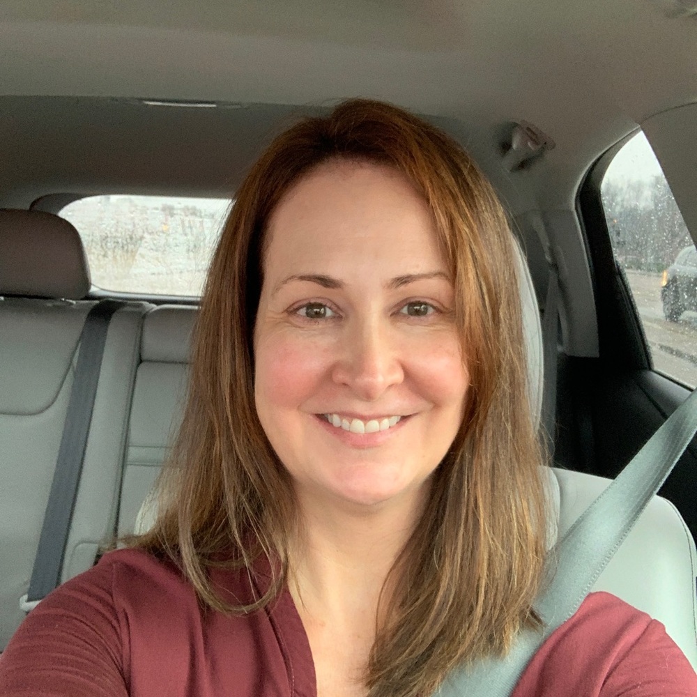 Meet your Posher, Nicole
